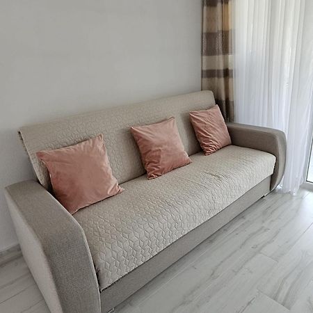 פורץ Apartments Somi מראה חיצוני תמונה